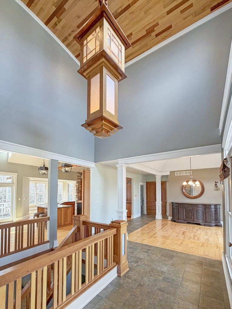 1121 Lawn Place, Freeport, IL 61032