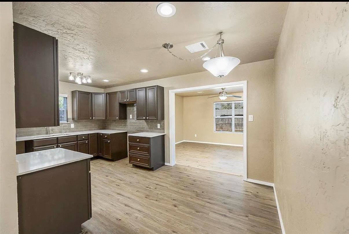 508 SW 70th St, Lawton, OK 73505