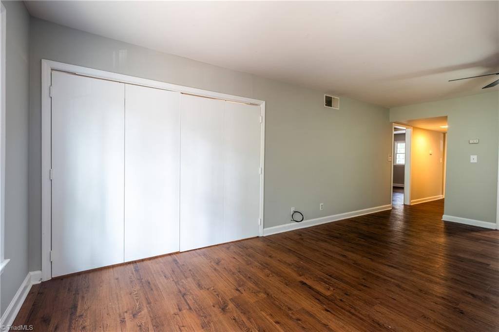 2890 Carriage Drive, Winston-Salem, NC 27106