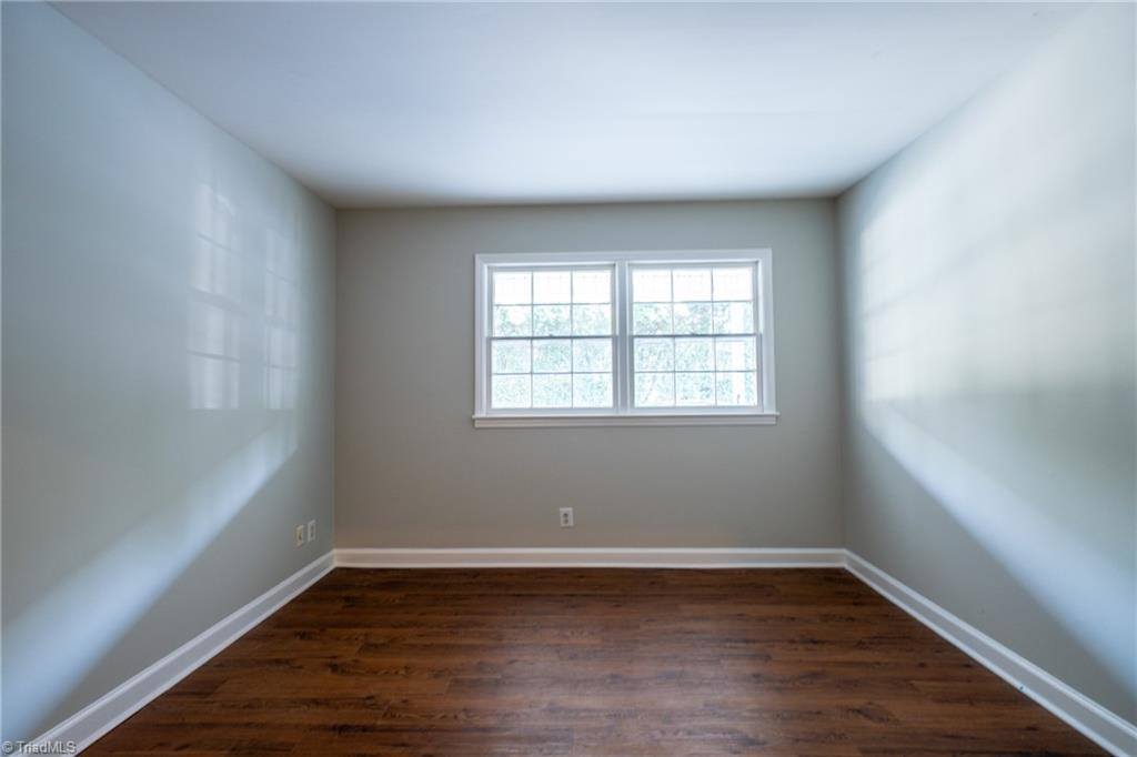 2890 Carriage Drive, Winston-Salem, NC 27106