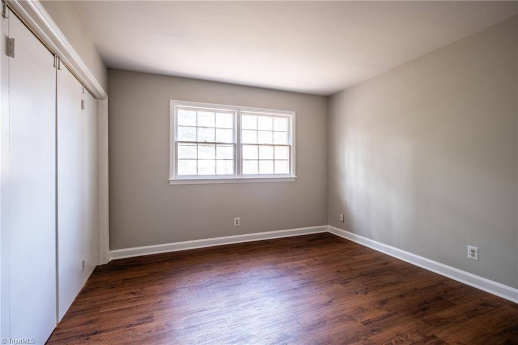 2890 Carriage Drive, Winston-Salem, NC 27106