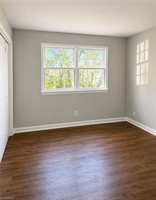 2890 Carriage Drive, Winston-Salem, NC 27106