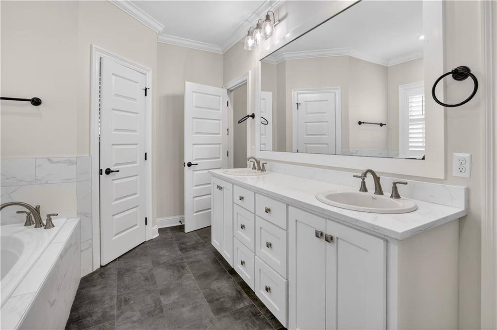 7020 Ring Neck Drive, Madisonville, LA 70447