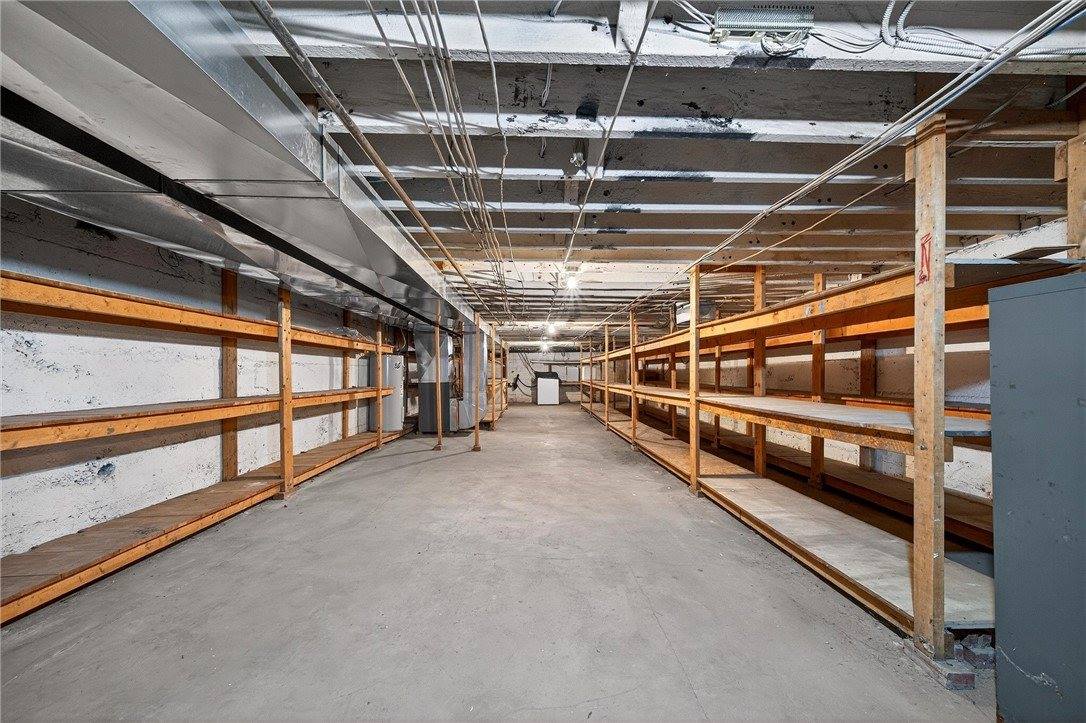 210 East 5th Ave, Tarentum, PA 15084