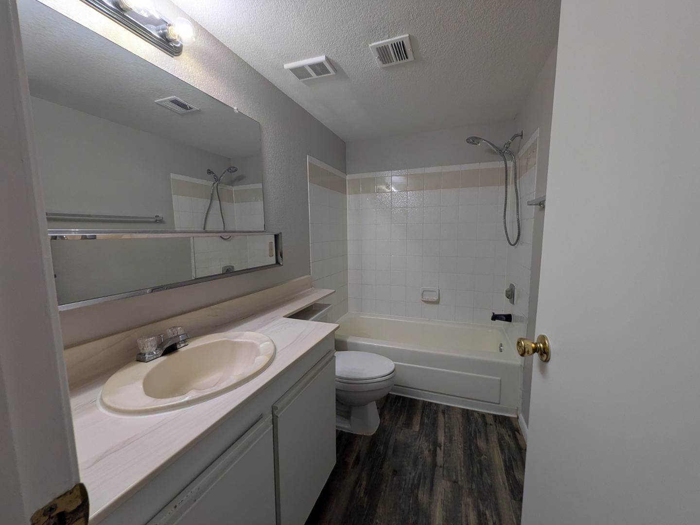 1340 North Recker Road, #335, Mesa, AZ 85205