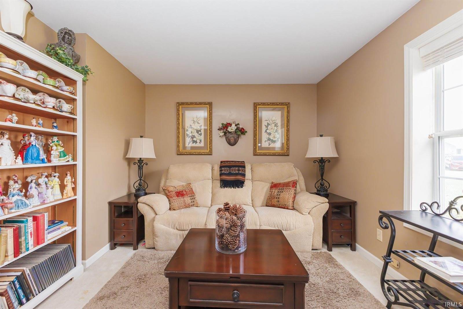 3911 N Lakeside Drive, Muncie, IN 47304