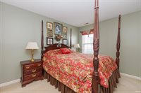 3911 N Lakeside Drive, Muncie, IN 47304