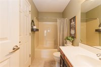 3911 N Lakeside Drive, Muncie, IN 47304