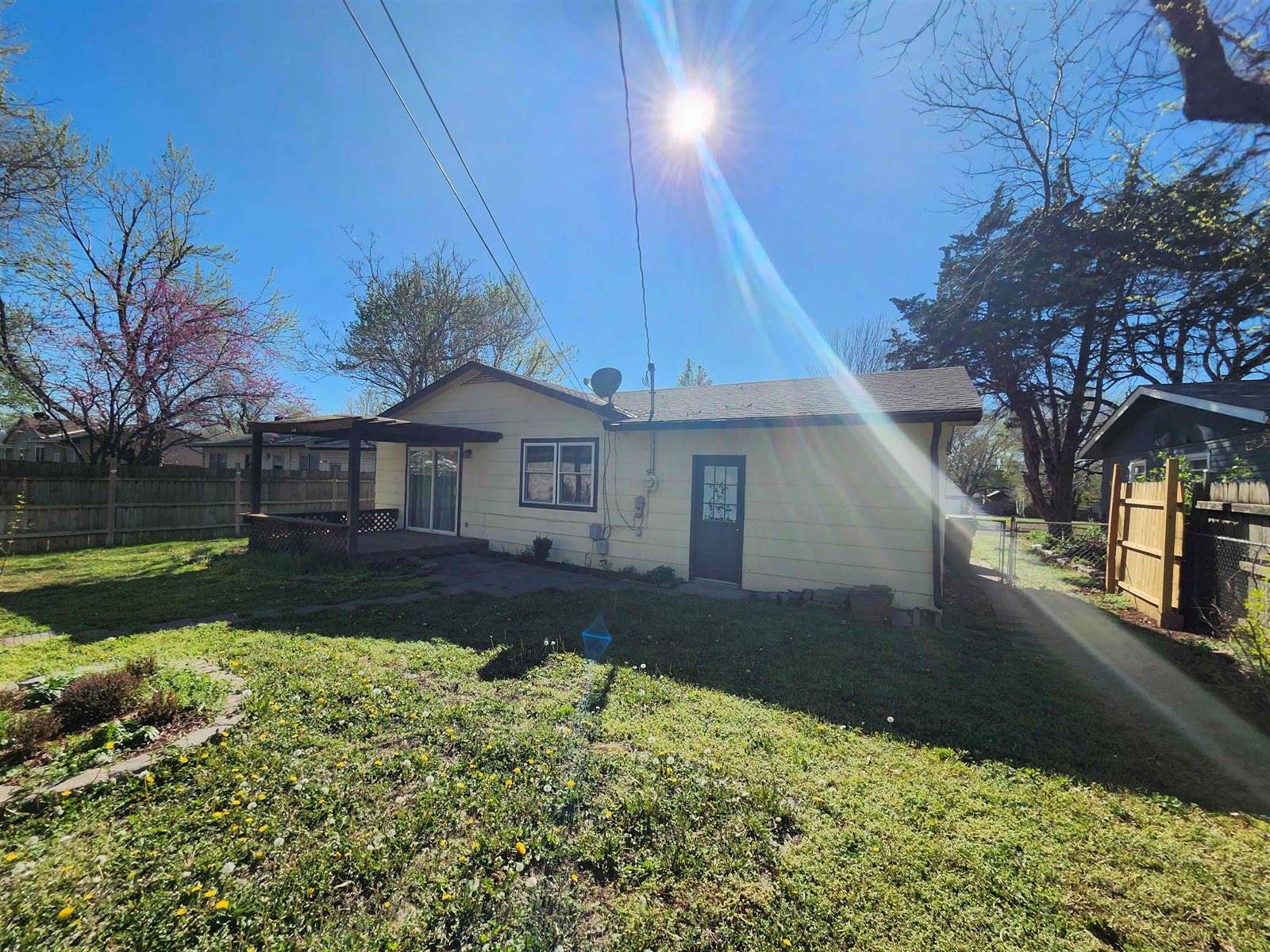 6452 North Hydraulic Ave, Park City, KS 67219