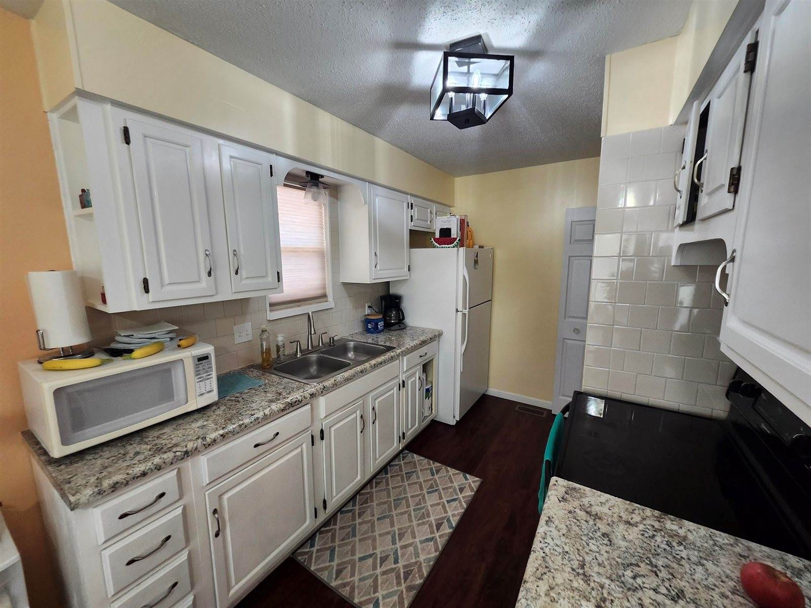 6452 North Hydraulic Ave, Park City, KS 67219