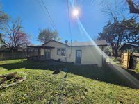 6452 North Hydraulic Ave, Park City, KS 67219