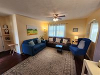 6452 North Hydraulic Ave, Park City, KS 67219