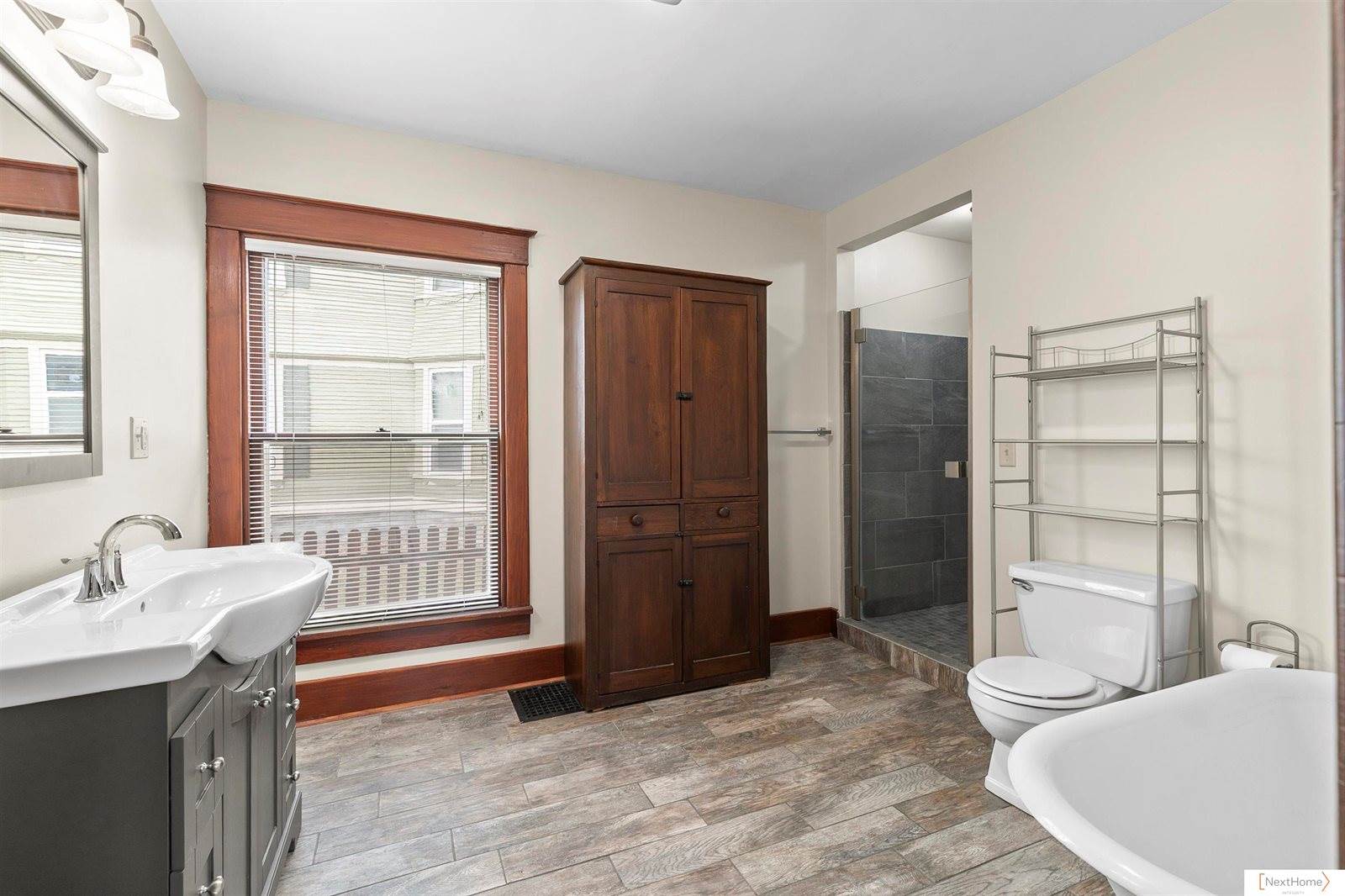 4418 Saint Paul Avenue, Lincoln, NE 68504