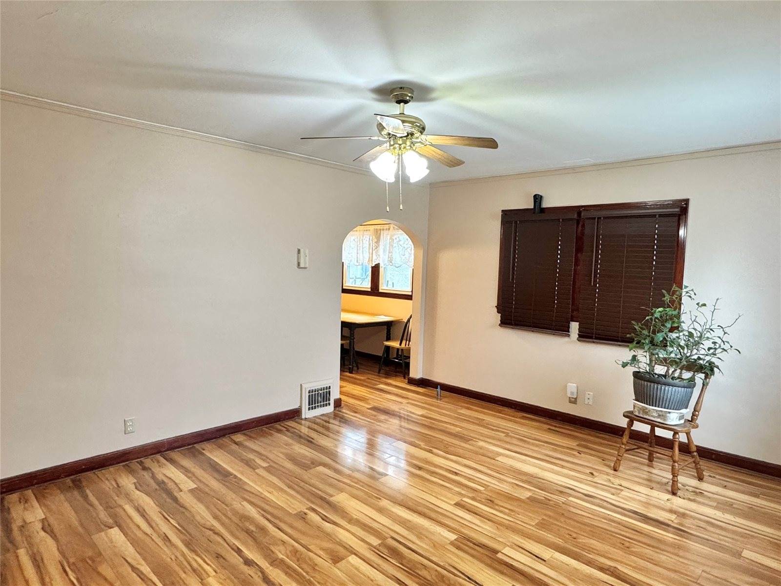 1125 Euclid Avenue, Des Moines, IA 50313