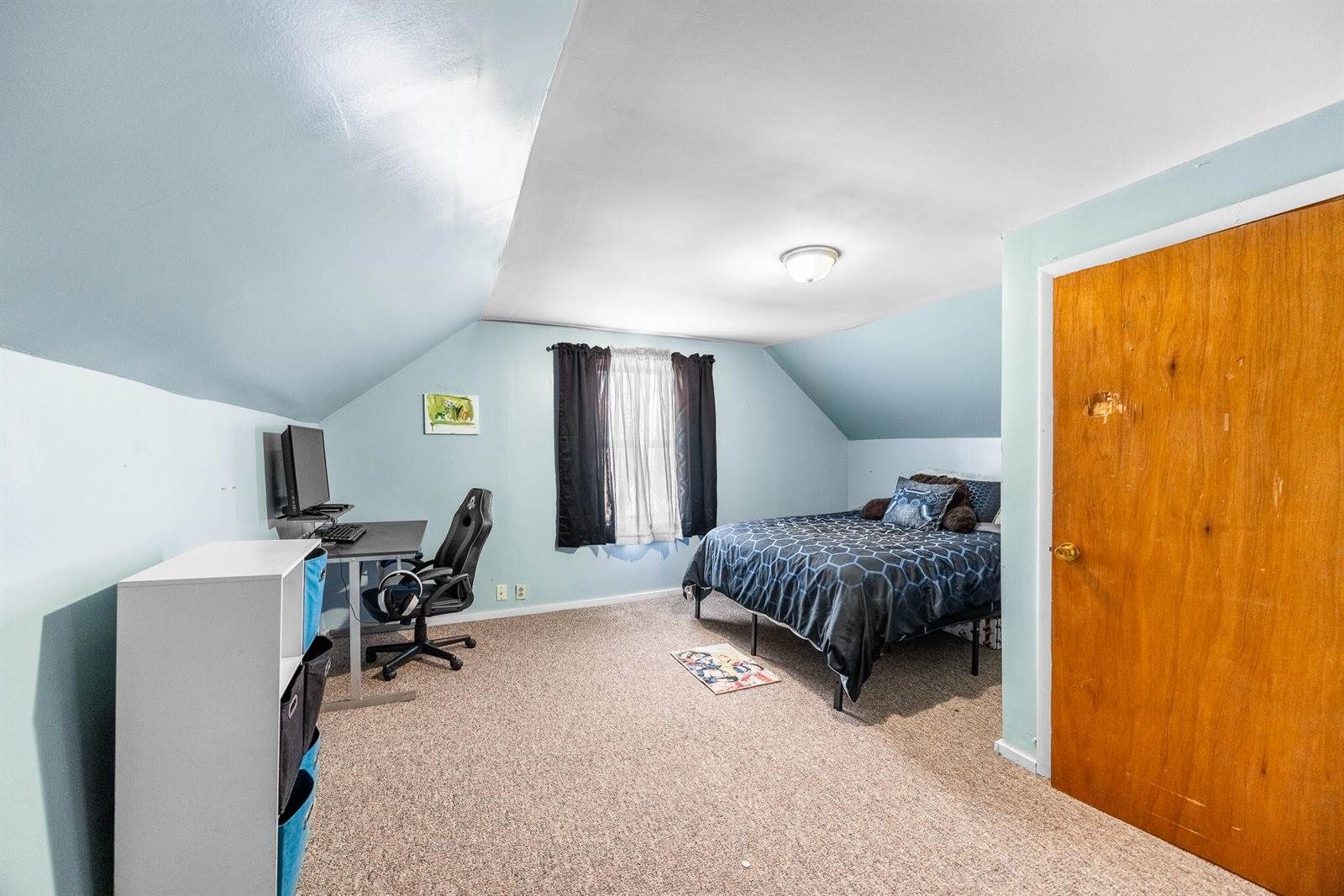 7 Wing Road, Levant, ME 04456