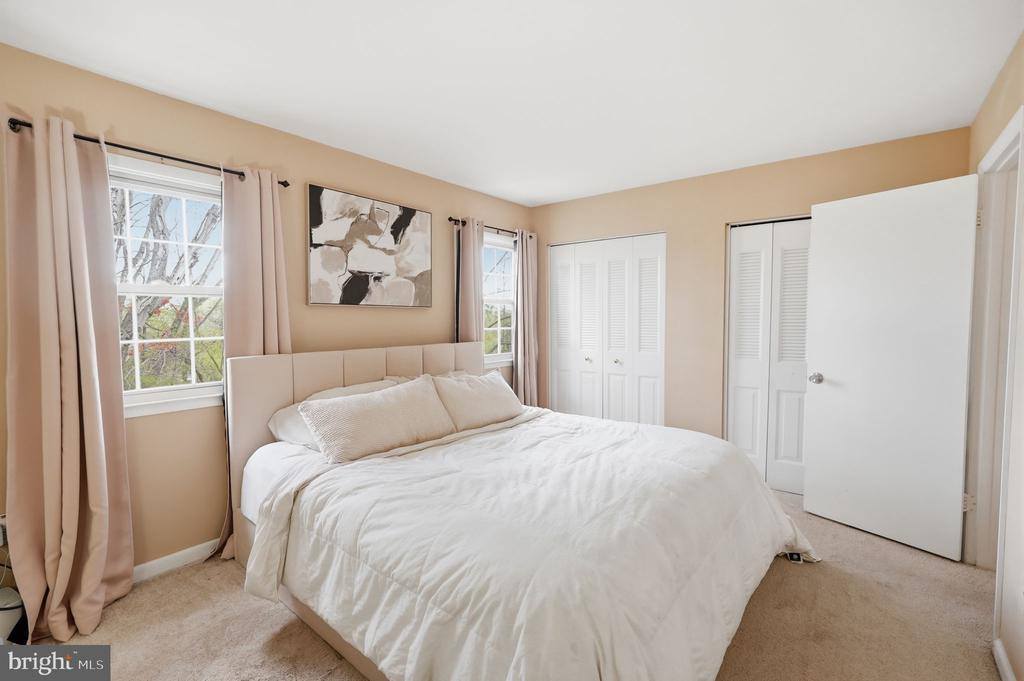 14835 Emberdale Drive, Woodbridge, VA 22193