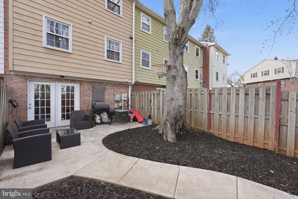 14835 Emberdale Drive, Woodbridge, VA 22193