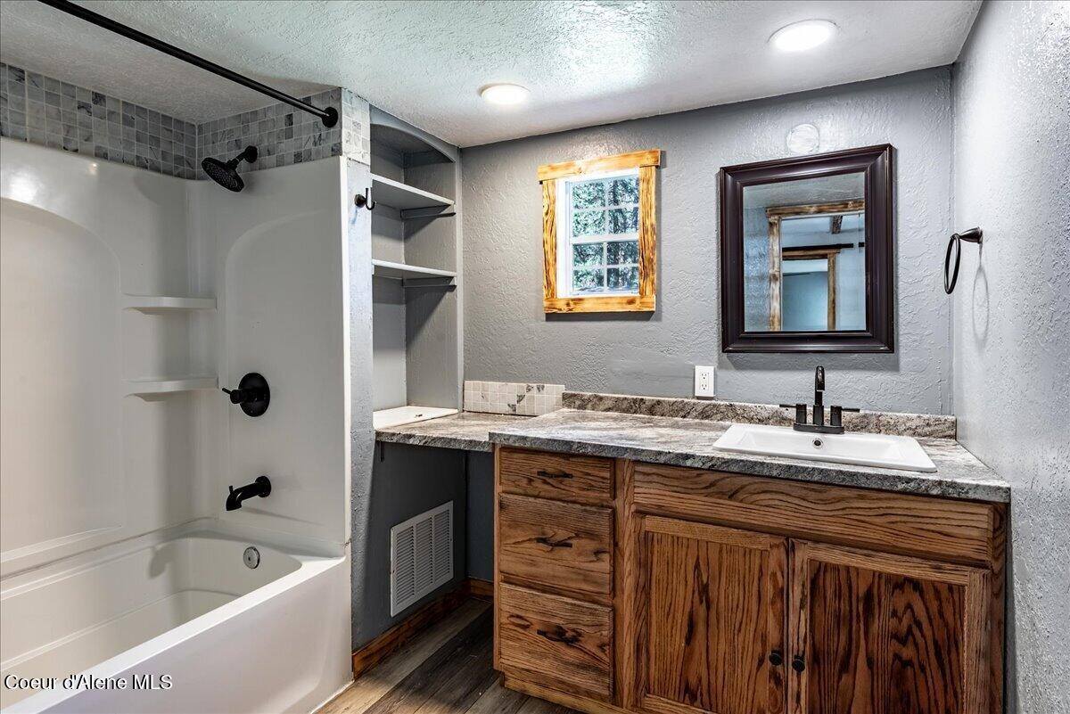 160 North Cambie St, Post Falls, ID 83854