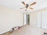 146 Kale Court, Saint Robert, MO 65584