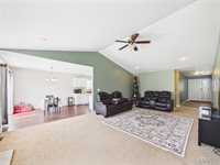 146 Kale Court, Saint Robert, MO 65584