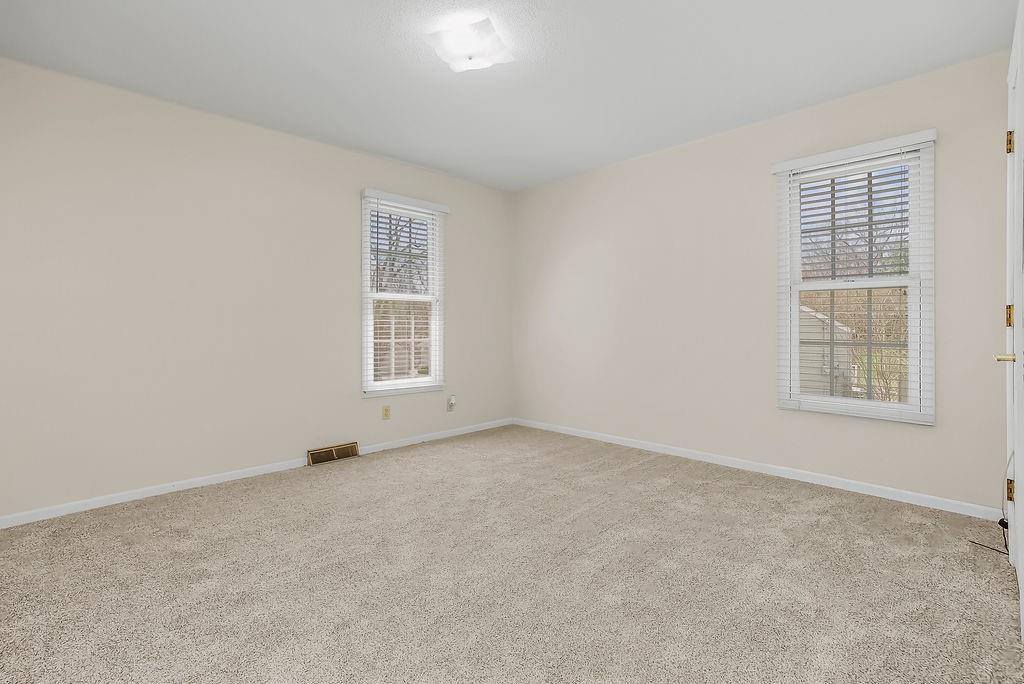 10530 West 59th Terrace, Shawnee, KS 66203