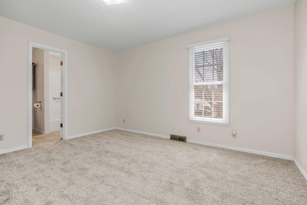 10530 West 59th Terrace, Shawnee, KS 66203