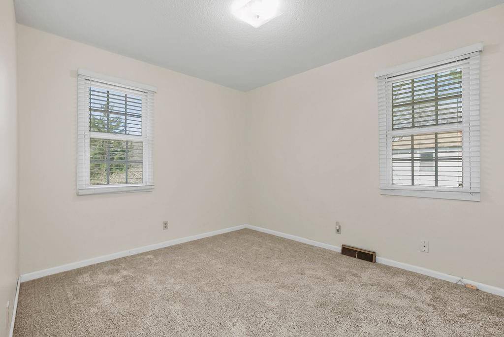 10530 West 59th Terrace, Shawnee, KS 66203
