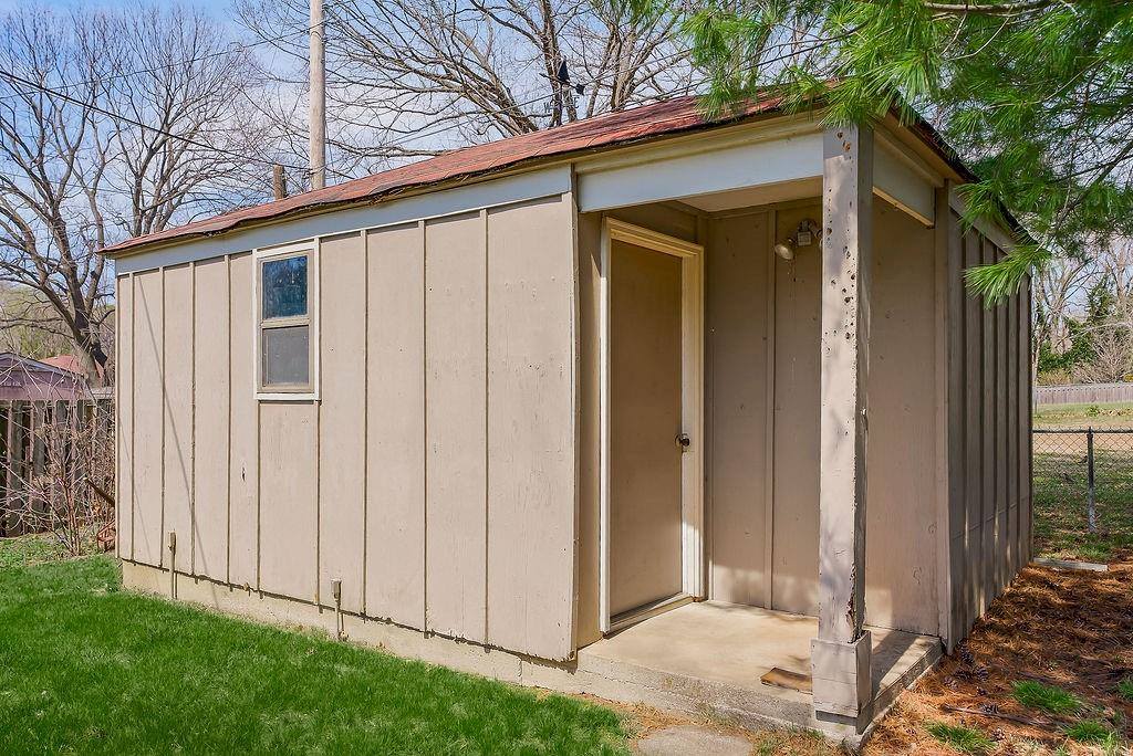 10530 West 59th Terrace, Shawnee, KS 66203