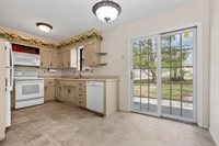 10530 West 59th Terrace, Shawnee, KS 66203