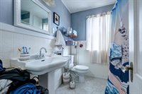1401 East 5th Ave, Winfield, KS 67156