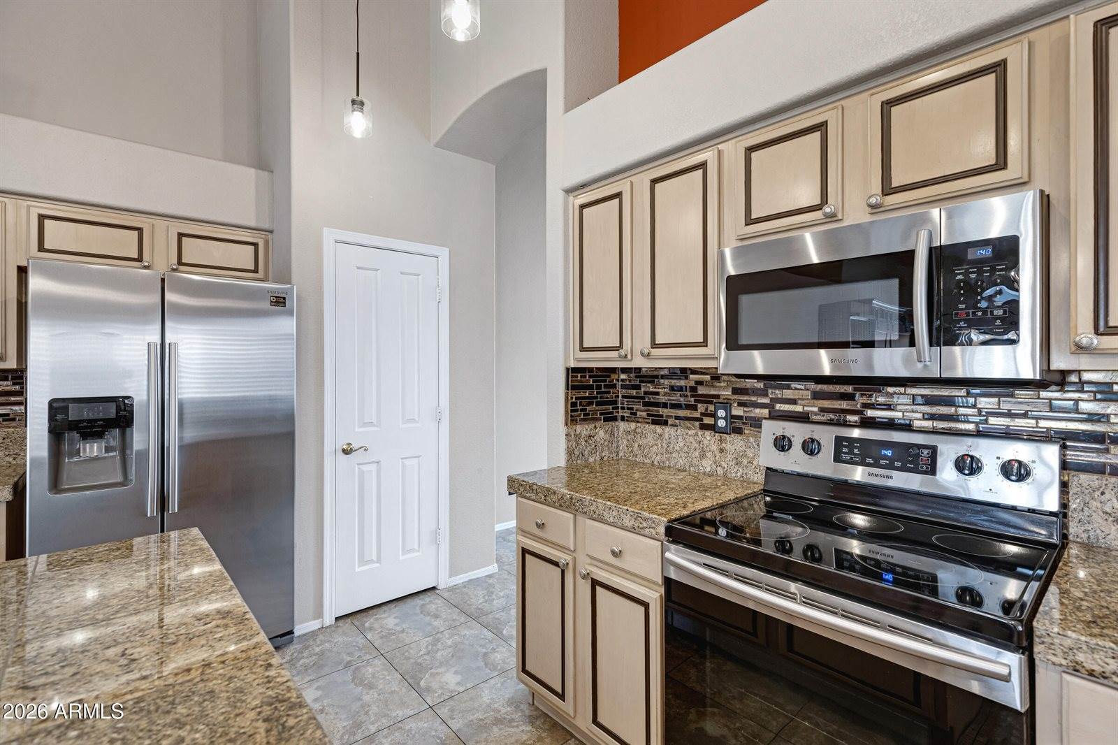 1511 East Black Diamond Drive, Gilbert, AZ 85296