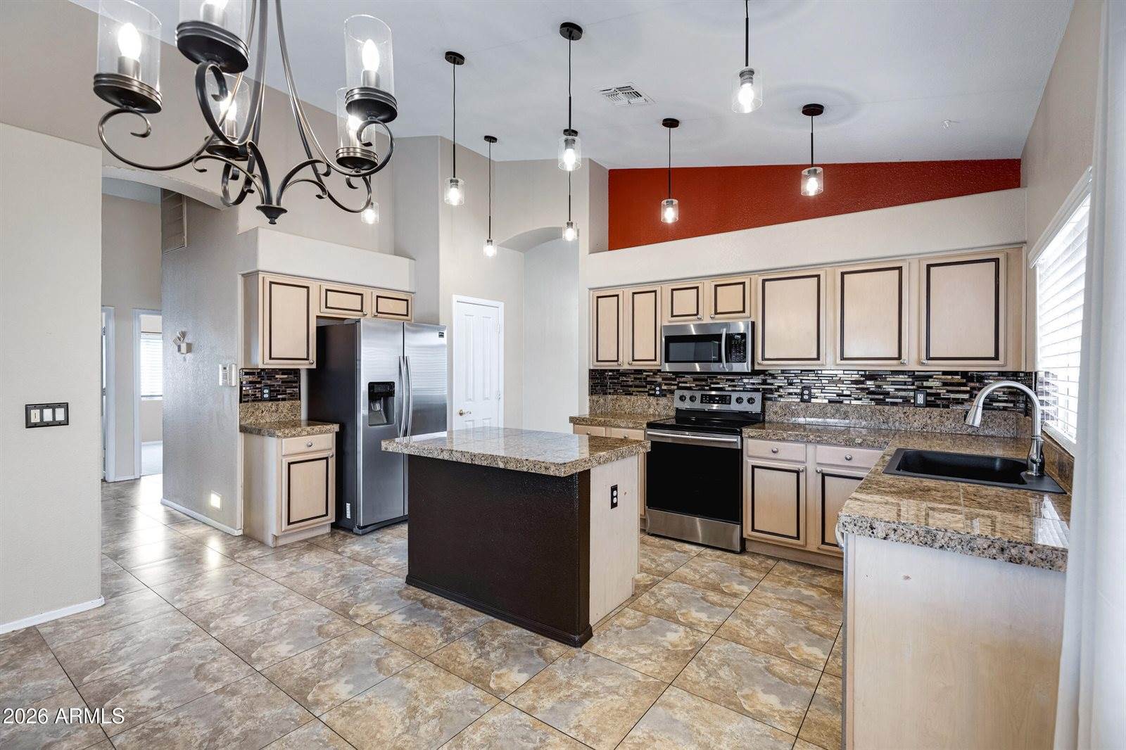 1511 East Black Diamond Drive, Gilbert, AZ 85296