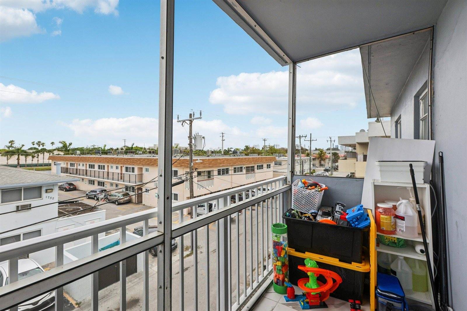 1735 NE 164th Street, #F-304, North Miami Beach, FL 33162