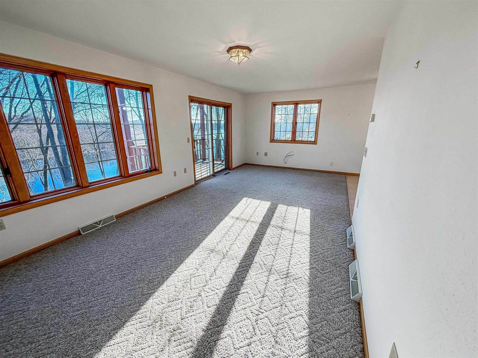 1066 Hillside, Lake Delton, WI 53965