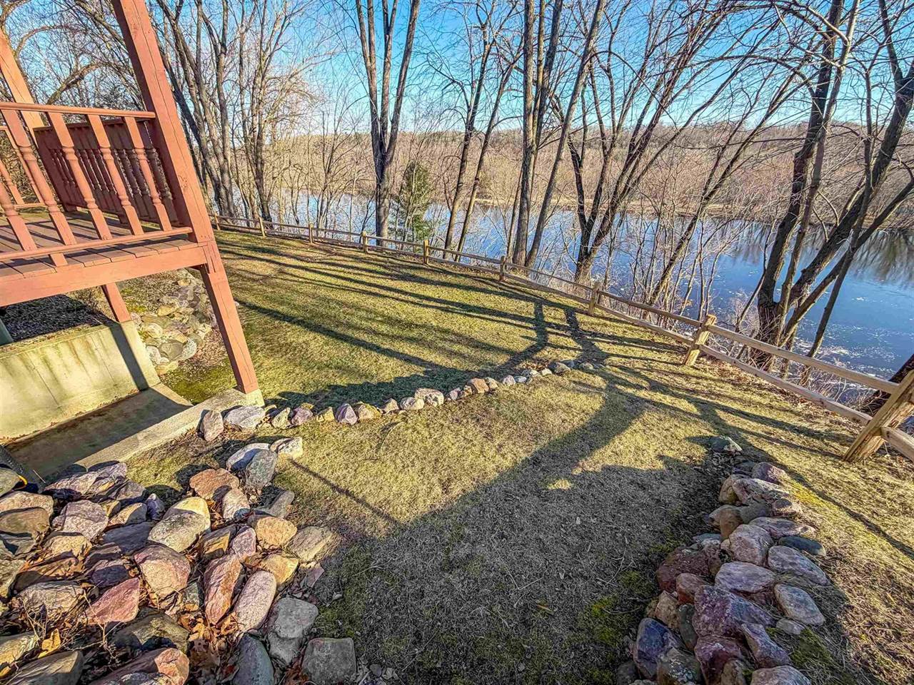 1066 Hillside, Lake Delton, WI 53965