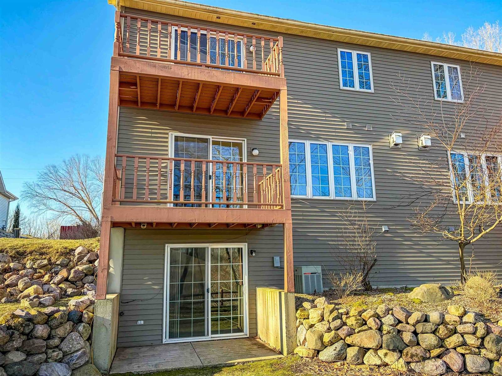1066 Hillside, Lake Delton, WI 53965