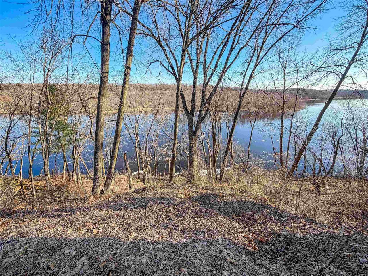 1066 Hillside, Lake Delton, WI 53965