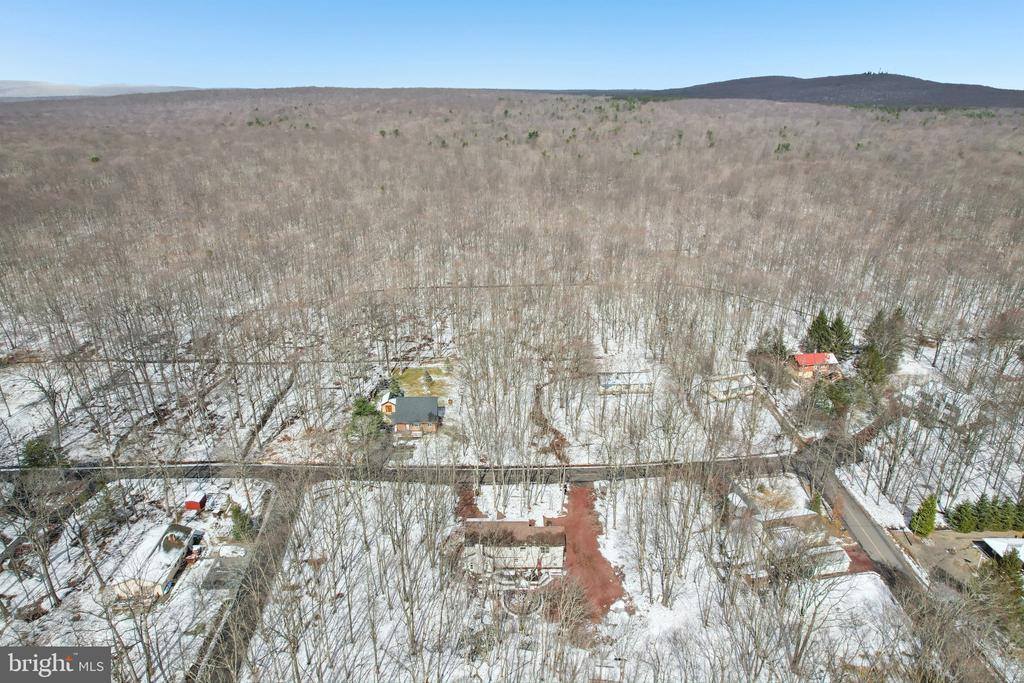 244 Tenawa Road, Albrightsville, PA 18210