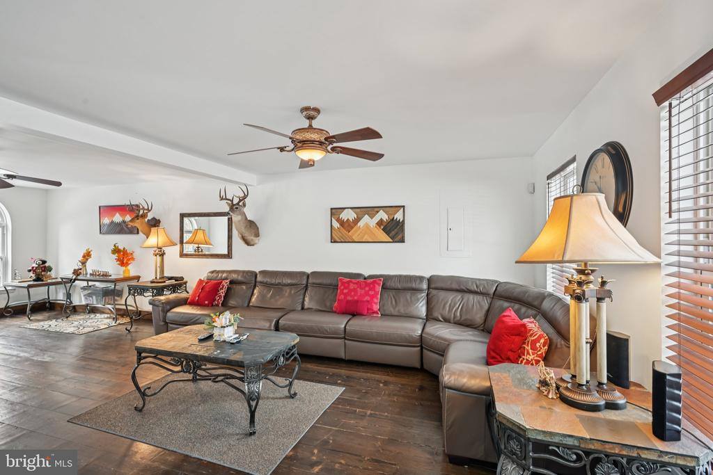 244 Tenawa Road, Albrightsville, PA 18210