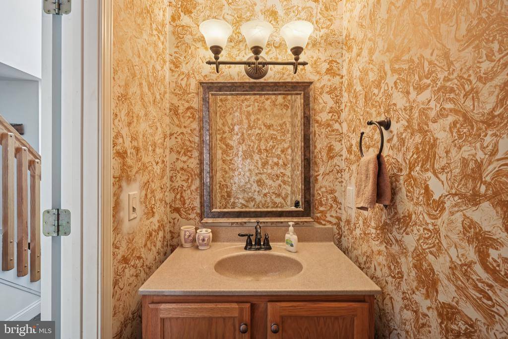 244 Tenawa Road, Albrightsville, PA 18210