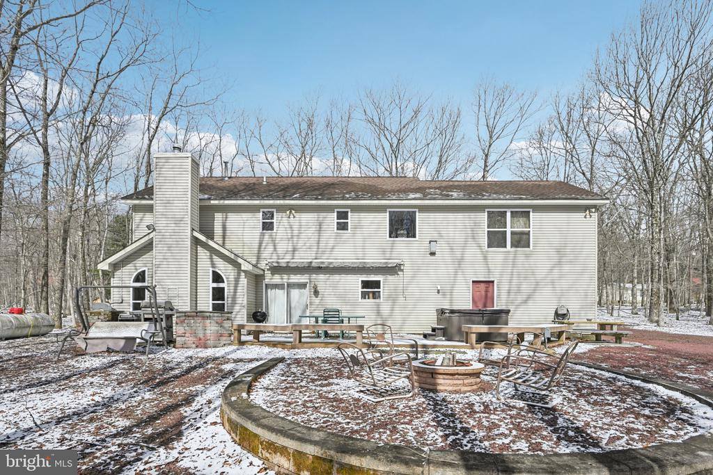 244 Tenawa Road, Albrightsville, PA 18210