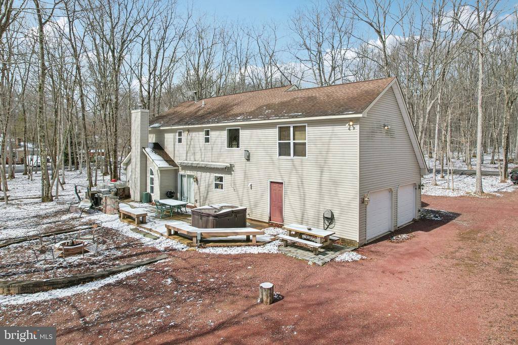 244 Tenawa Road, Albrightsville, PA 18210