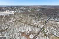 244 Tenawa Road, Albrightsville, PA 18210