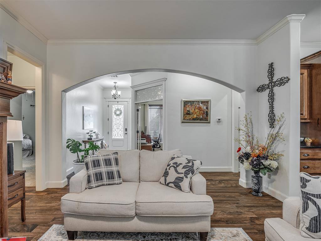 11509 SW 58th Street, Mustang, OK 73064