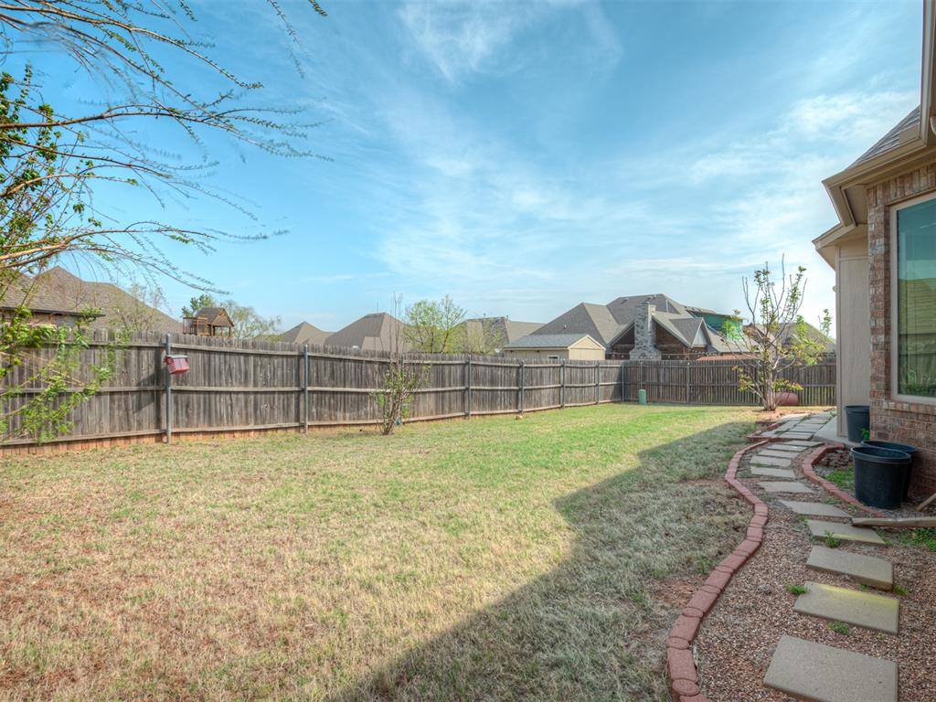 11509 SW 58th Street, Mustang, OK 73064