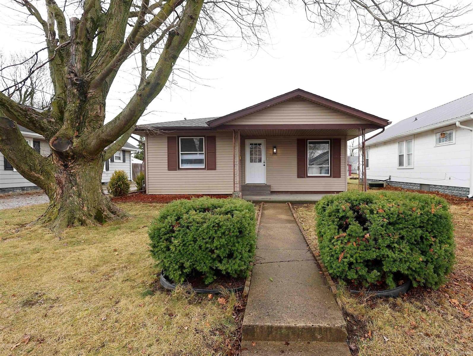 1455 E Ohio Street, Frankfort, IN 46041