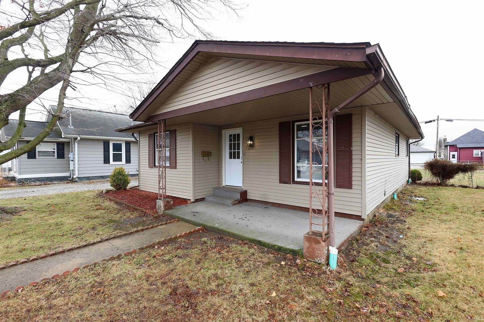 1455 E Ohio Street, Frankfort, IN 46041