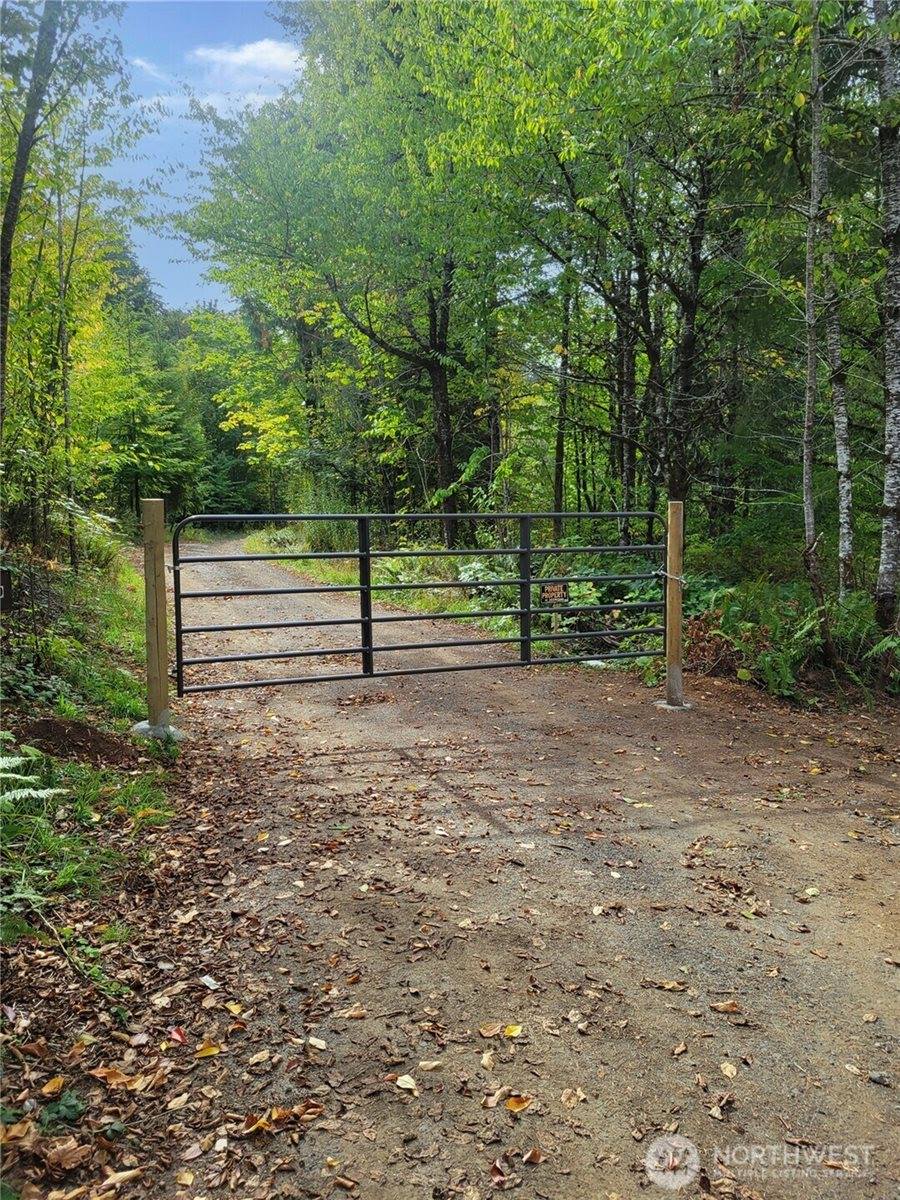 1840 West Deegan Road, Shelton, WA 98584