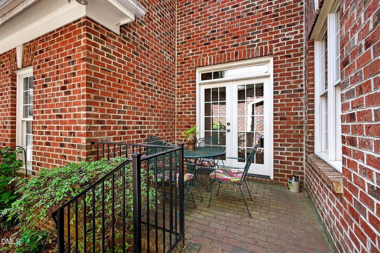 816 Running Brook Trail, Raleigh, NC 27609