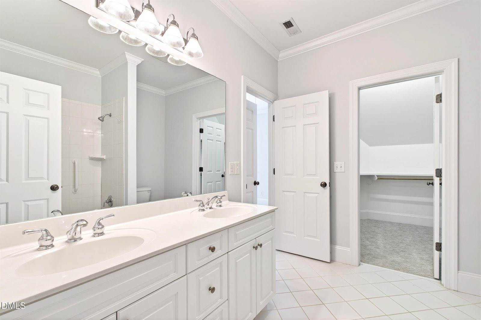 816 Running Brook Trail, Raleigh, NC 27609